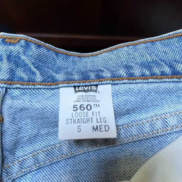 Vintage Levi’s 560 jeans. - Picture 4 of 13